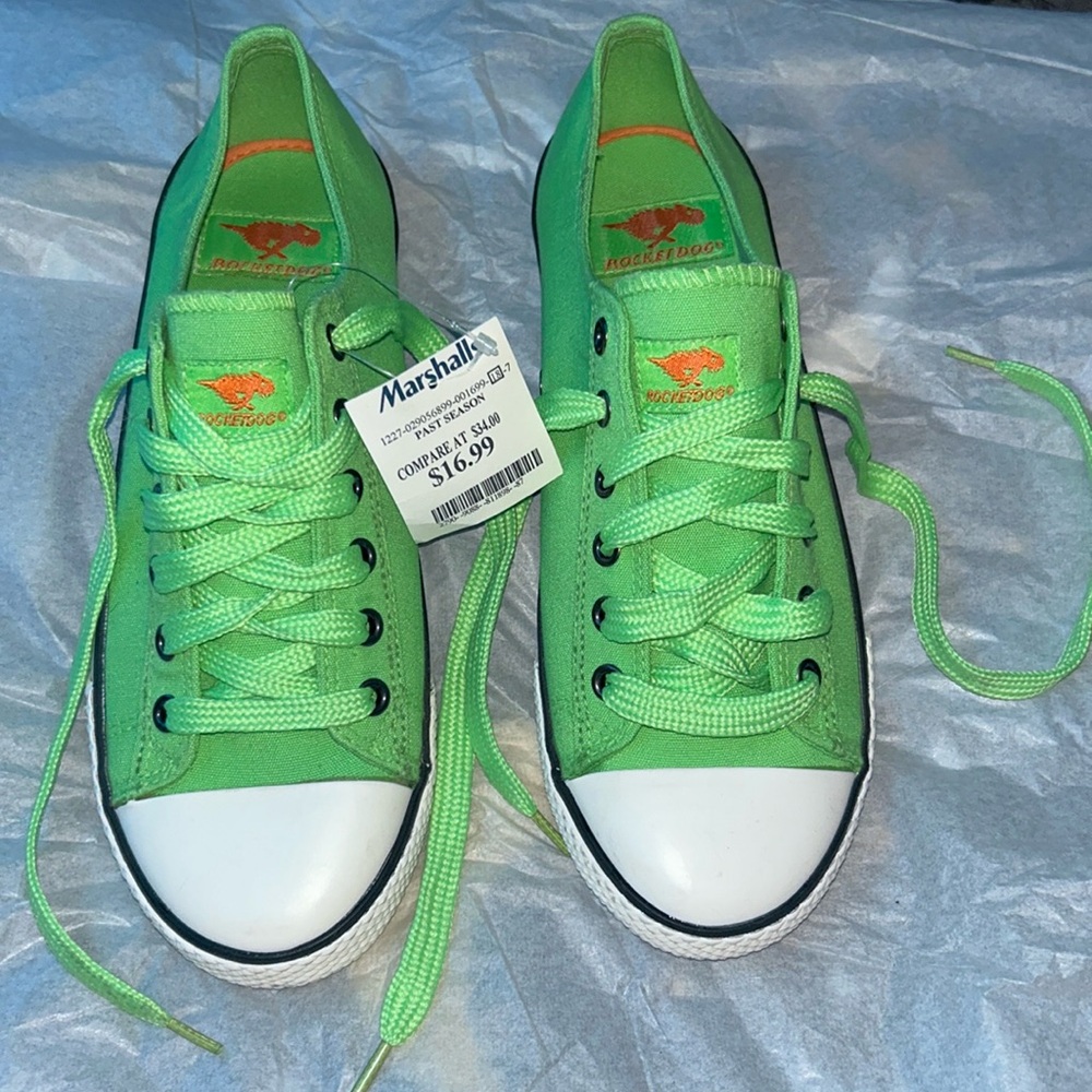 Rocketdog women’s green & white sneakers size 8